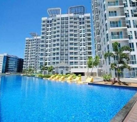 Mactan Newtown Beach Condo 막탄 외부 사진