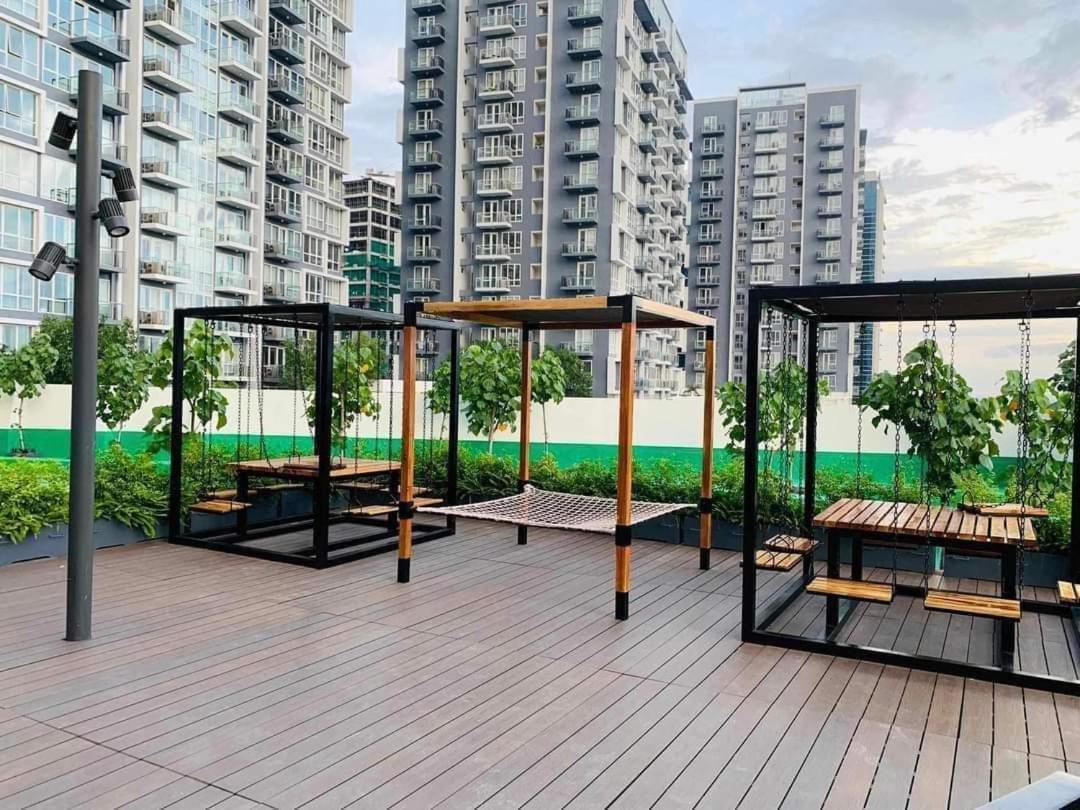 Mactan Newtown Beach Condo 막탄 외부 사진