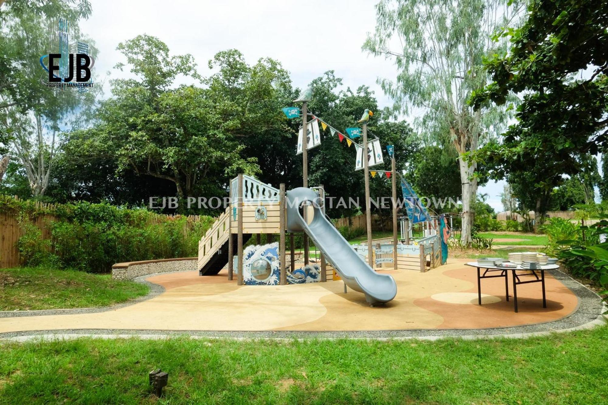 Mactan Newtown Beach Condo 막탄 외부 사진